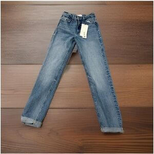 Zara Jeans size 0 midrise 32